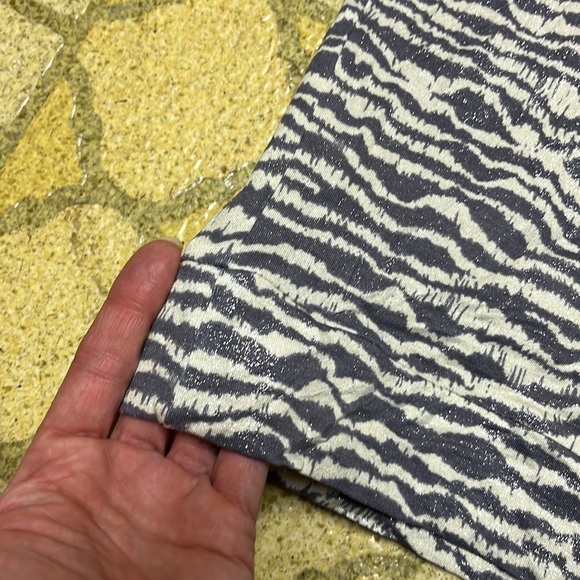 BNWOT Juicy Couture dressy shirt. - Picture 6 of 12